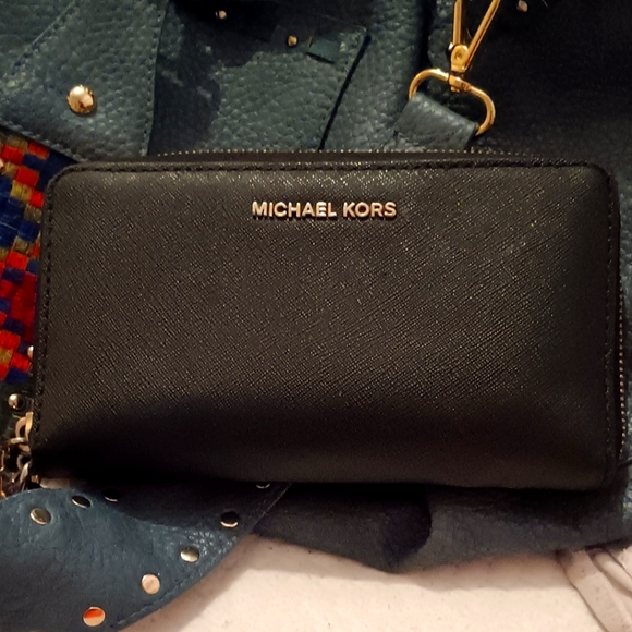 Michael Kors black zip around wallet with ID slot, phone,card, and coin slots - Picture 2 of 9